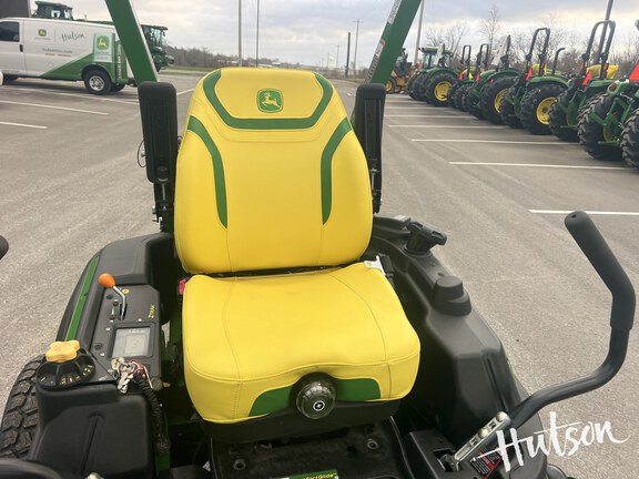 Photo of 2025 John Deere Z965M