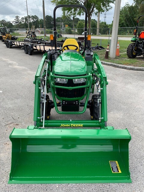2026 John Deere 2032R Image 2