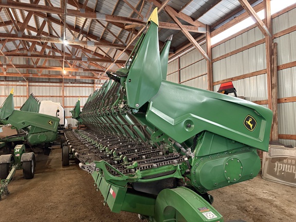  John Deere C18R