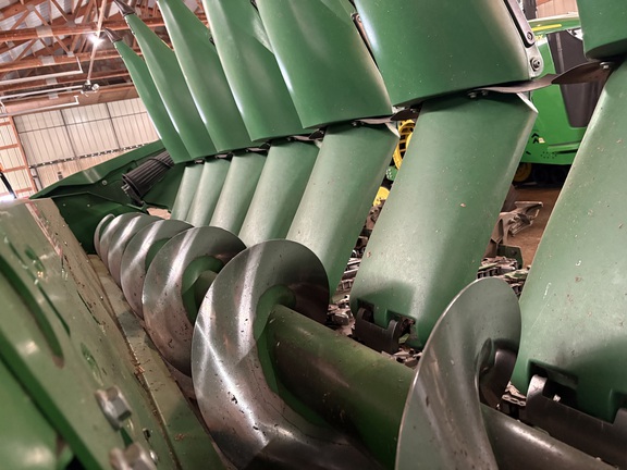 2023 John Deere C18R - Photo11
