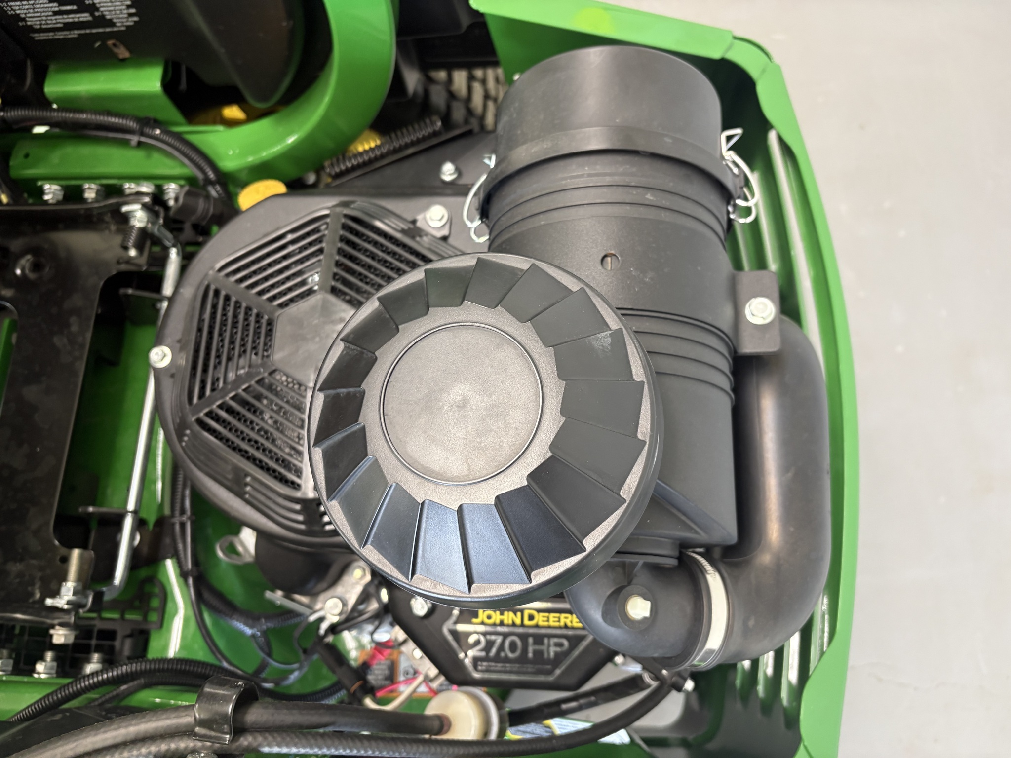  2025 John Deere Z950R at Heritage Tractor in Bloomington, IL