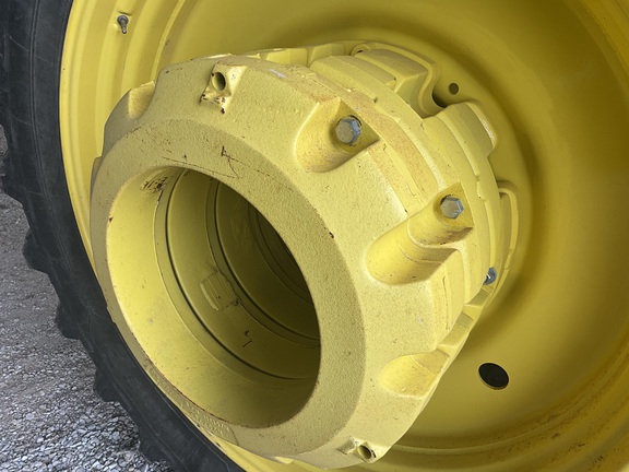 Photo of 2023 John Deere 8R 410