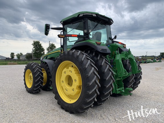 Photo of 2025 John Deere 8R 340
