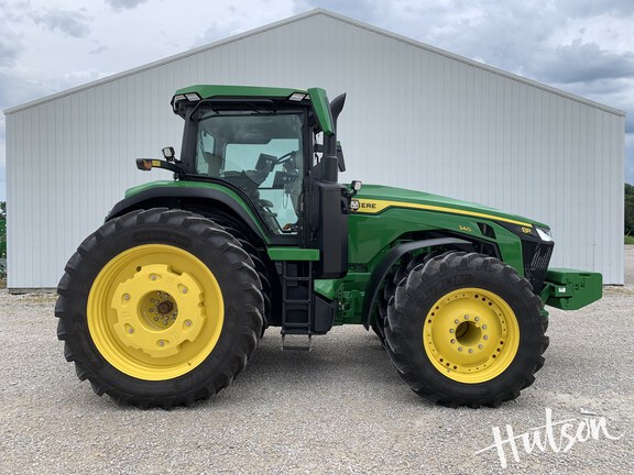Photo of 2025 John Deere 8R 340