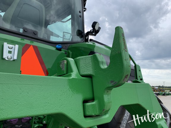Photo of 2025 John Deere 8R 340