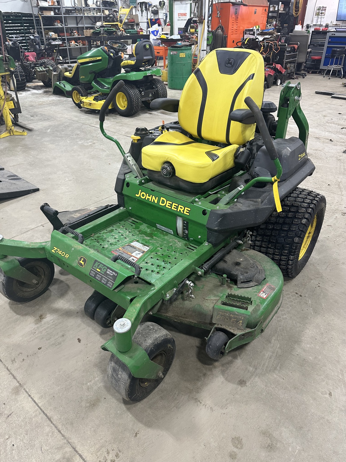 2020 John Deere Z740R Image 1