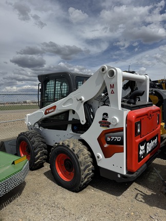 Used 2024 Bobcat S770 Skid Steer Loaders at Horizon Ag & Turf in Lloydminster, AB - Photo5