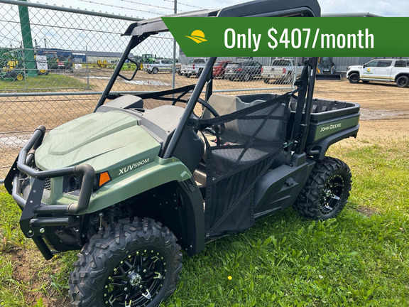  John Deere 590M