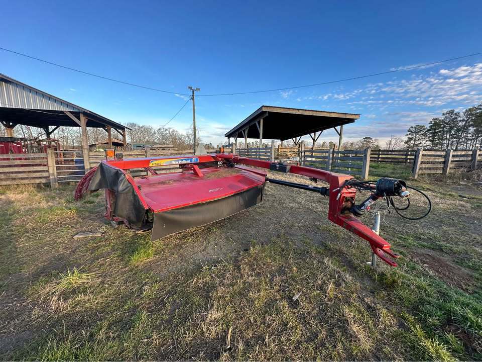 2012 New Holland H7330 Image 2