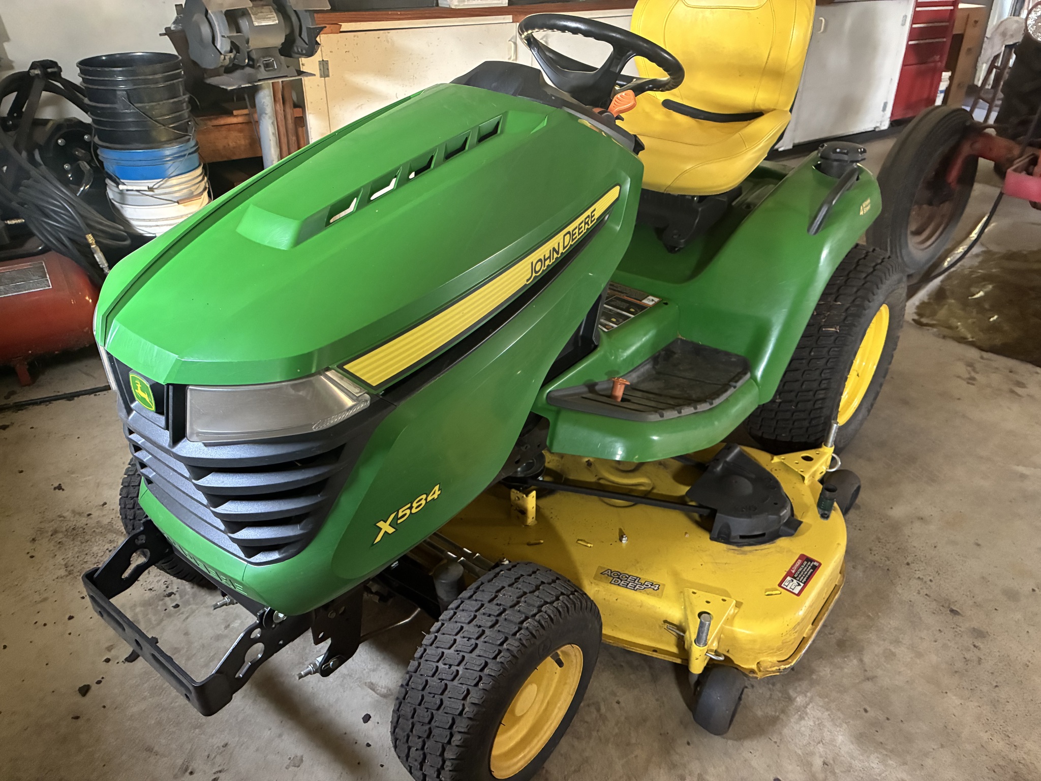 2022 John Deere X584 Image 1