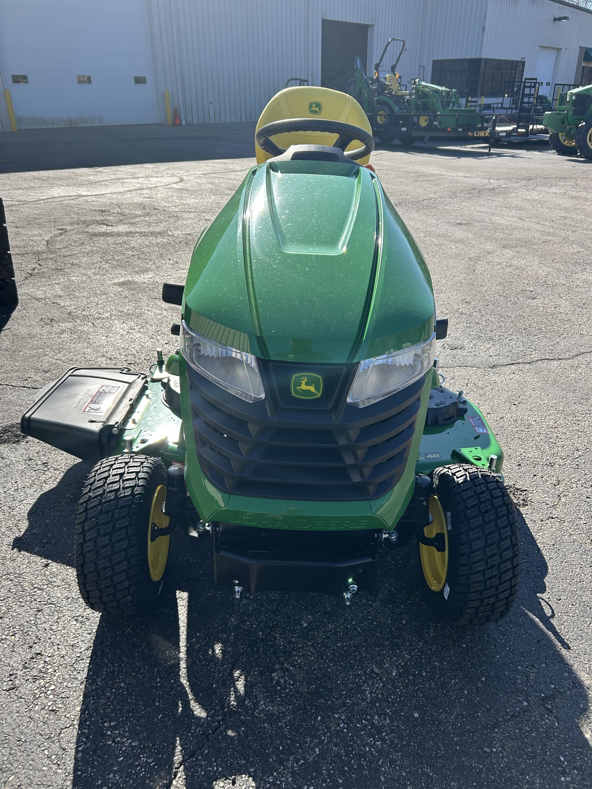 2026 John Deere X380 Image 3