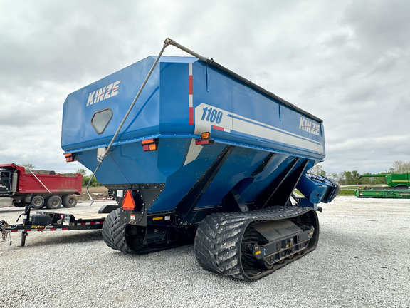 2014 Kinze 1100