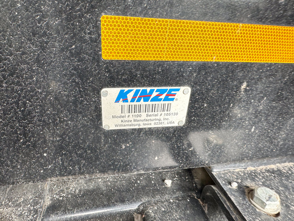 2014 Kinze 1100