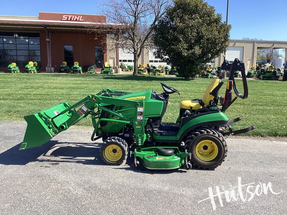 Photo of 2016 John Deere 1025R