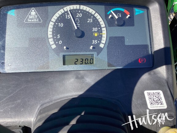 Photo of 2016 John Deere 1025R