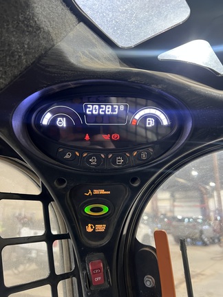 Used 2023 Bobcat S650 Skid Steer Loaders at Horizon Ag & Turf in Lloydminster, AB - Photo33