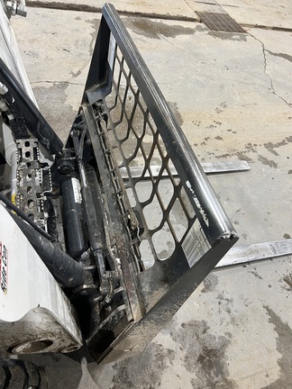 Used 2023 Bobcat S650 Skid Steer Loaders at Horizon Ag & Turf in Lloydminster, AB - Photo17