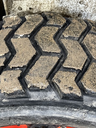 Used 2023 Bobcat S650 Skid Steer Loaders at Horizon Ag & Turf in Lloydminster, AB - Photo14