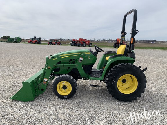 Photo of 2025 John Deere 3032E