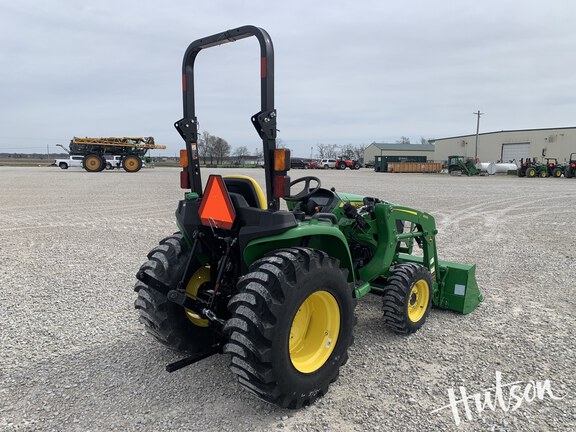 Photo of 2025 John Deere 3032E