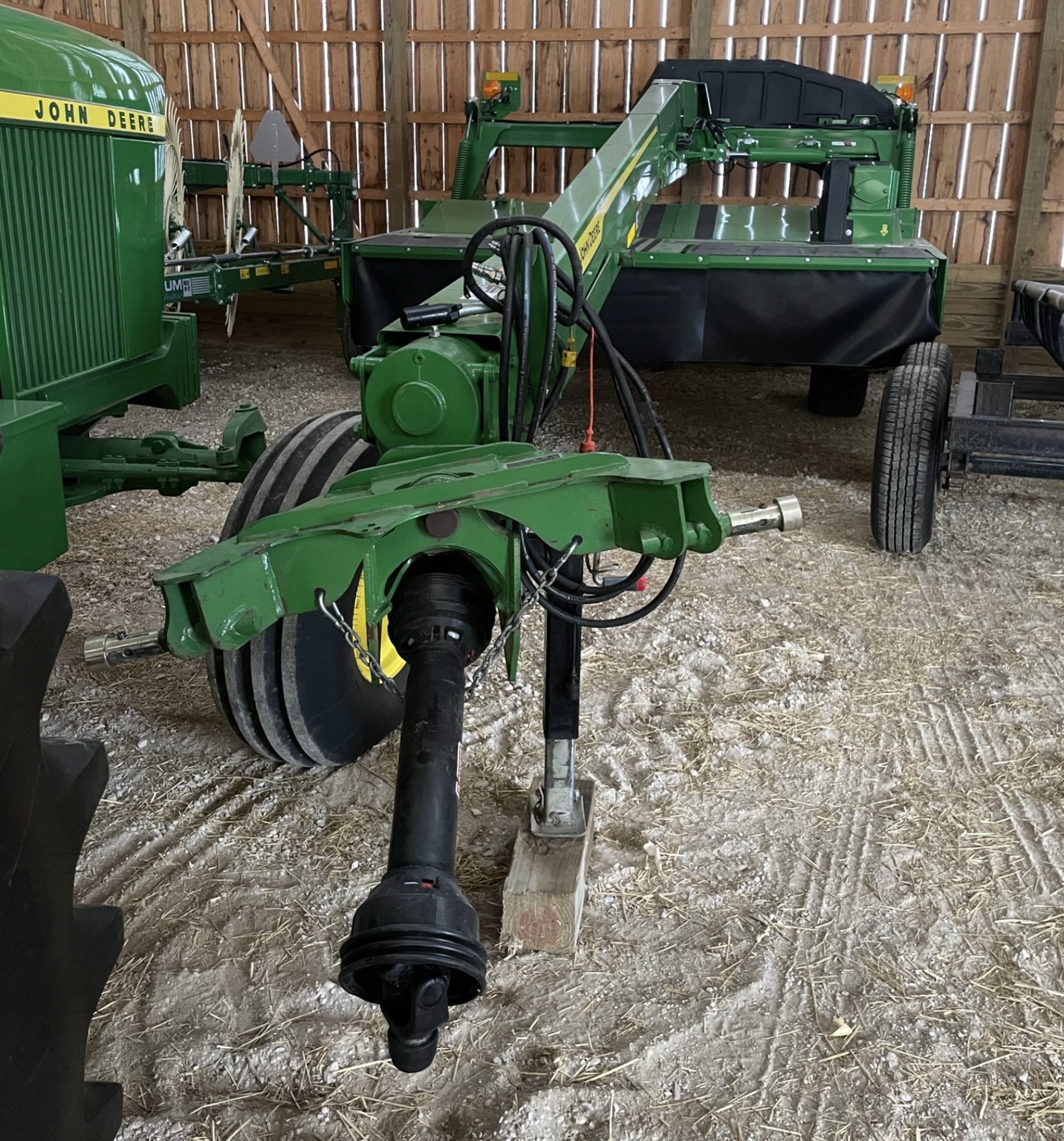 2022 John Deere C300 Image 3