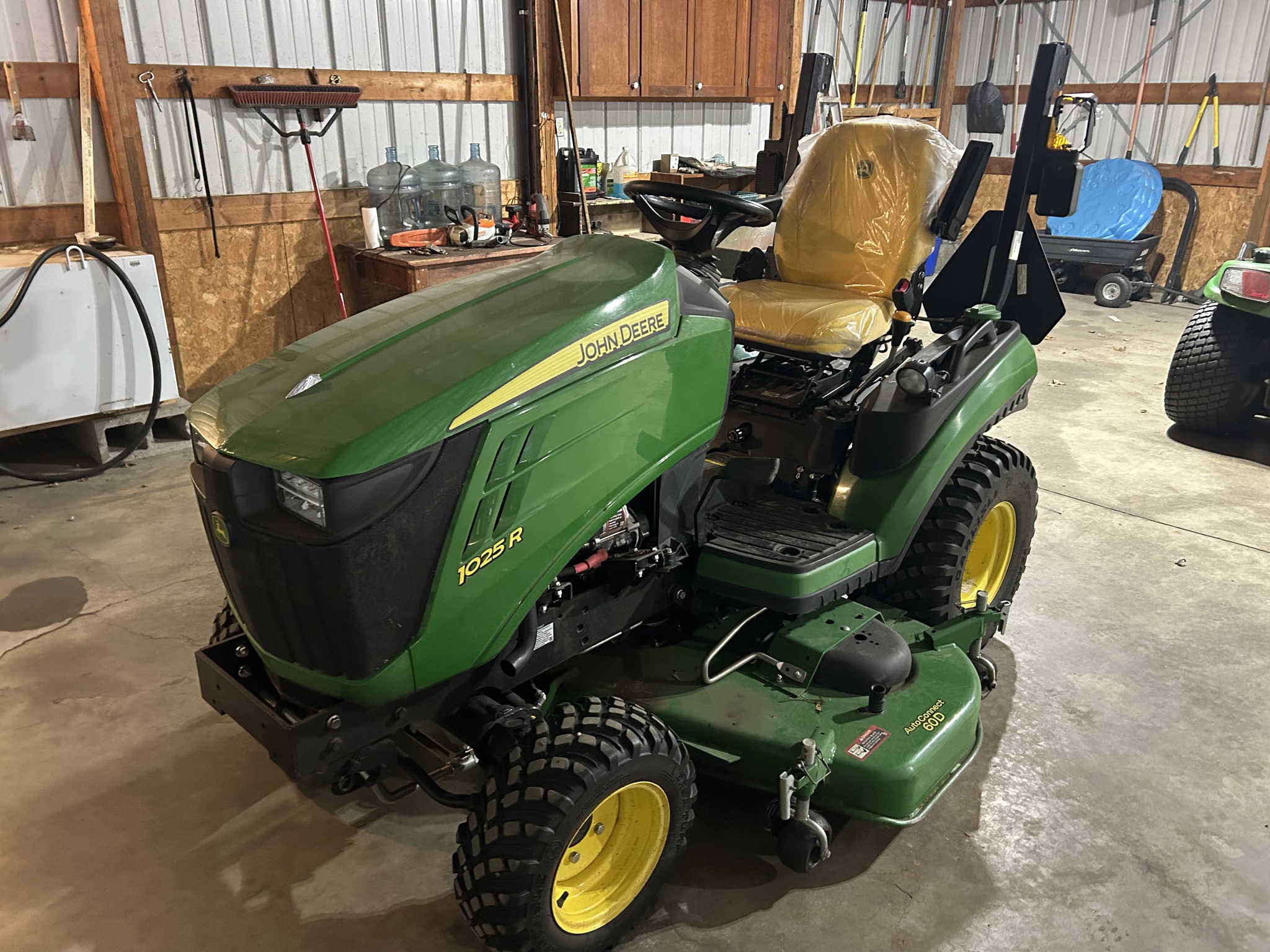  2024 John Deere 1025R at Heritage Tractor in Streator, IL