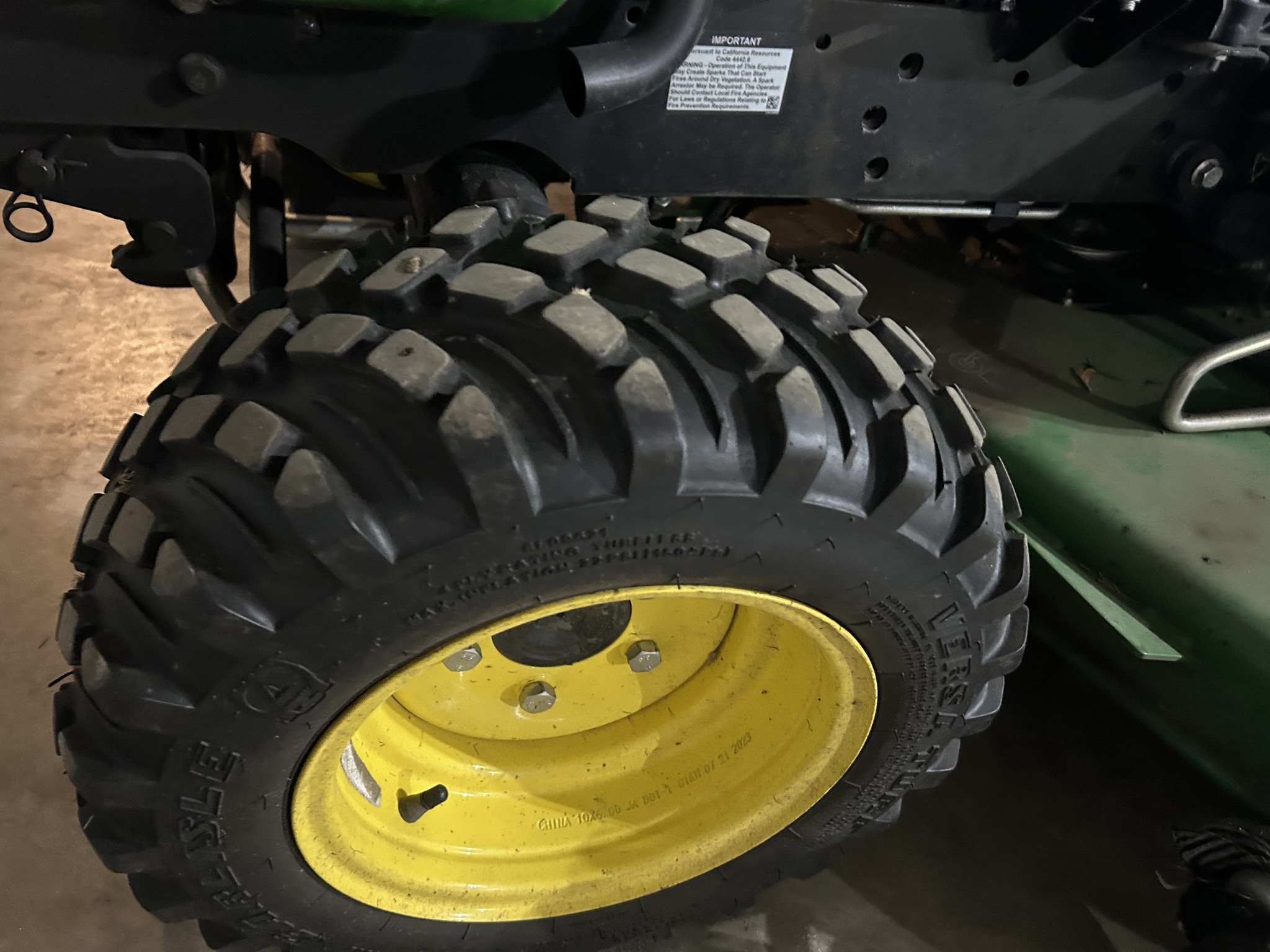  2024 John Deere 1025R at Heritage Tractor in Streator, IL