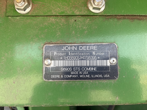 Used 2017 John Deere S690 Combines at Horizon Ag & Turf in Lloydminster, AB - Photo25