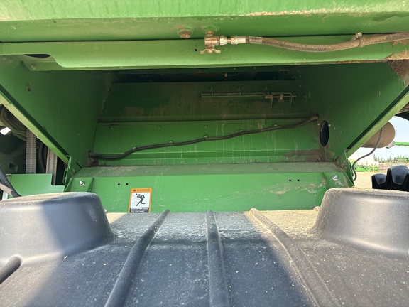 Used 2017 John Deere S690 Combines at Horizon Ag & Turf in Lloydminster, AB - Photo10