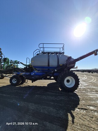 Used 2012 New Holland P2070 Air Drills and Seeders at Horizon Ag & Turf in Lloydminster, AB - Photo8