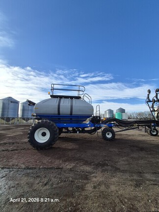 Used 2012 New Holland P2070 Air Drills and Seeders at Horizon Ag & Turf in Lloydminster, AB - Photo17