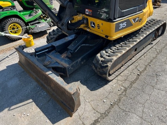 2024 John Deere 35 P