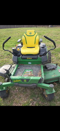 Photo of 2025 John Deere Z330R