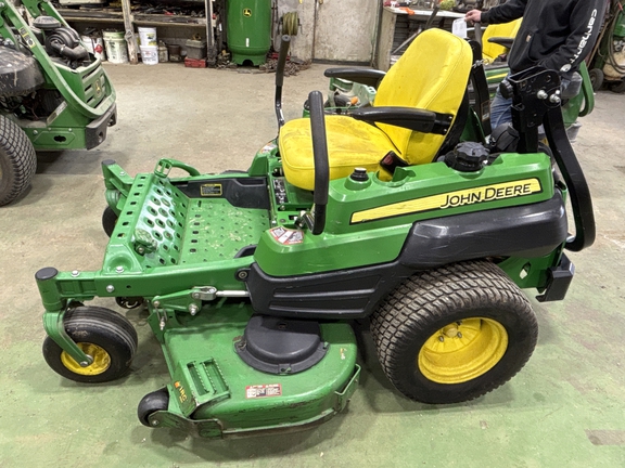  John Deere Z920A