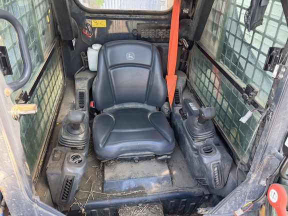 2021 John Deere 318G - Photo11