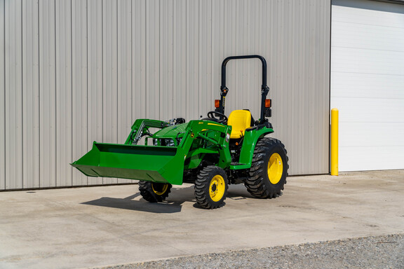 New In-Stock 2026 John Deere 3025E Compact Utility Tractors at Koenig Equipment in Botkins, OH - Photo2