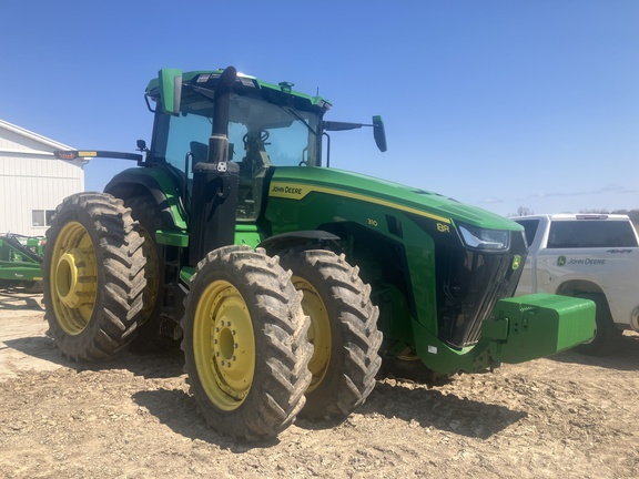Photo of 2022 John Deere 8R 310