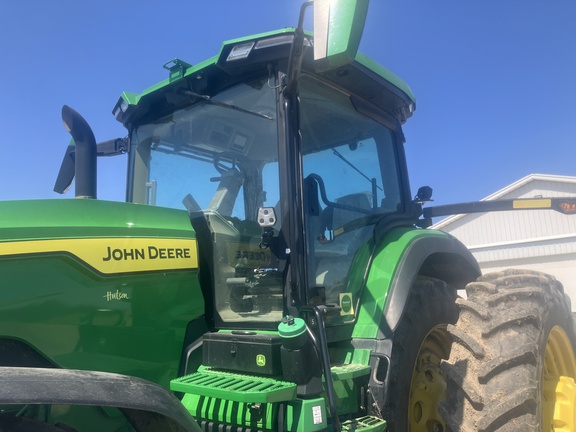 Photo of 2022 John Deere 8R 310