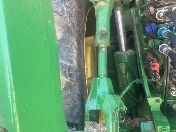 Photo of 2022 John Deere 8R 310