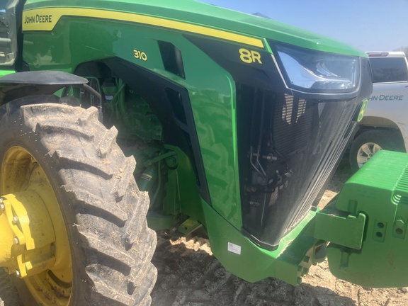 Photo of 2022 John Deere 8R 310