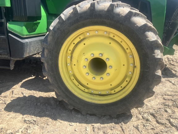 Photo of 2022 John Deere 8R 310