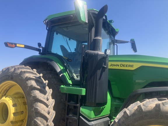 Photo of 2022 John Deere 8R 310