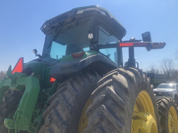 Photo of 2022 John Deere 8R 310