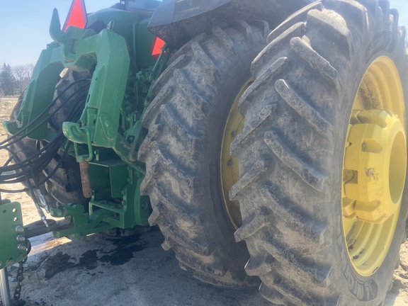 Photo of 2022 John Deere 8R 310