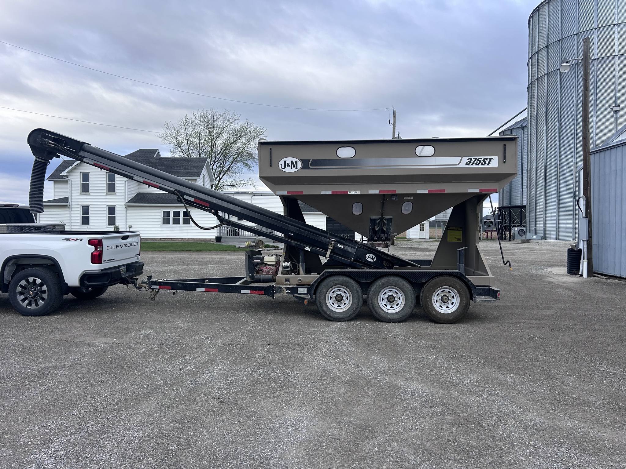 2015 J&M 375ST Image 2