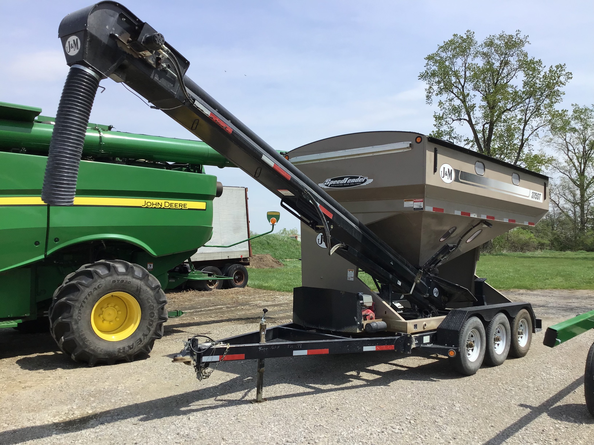 2015 J&M 375ST Image 1