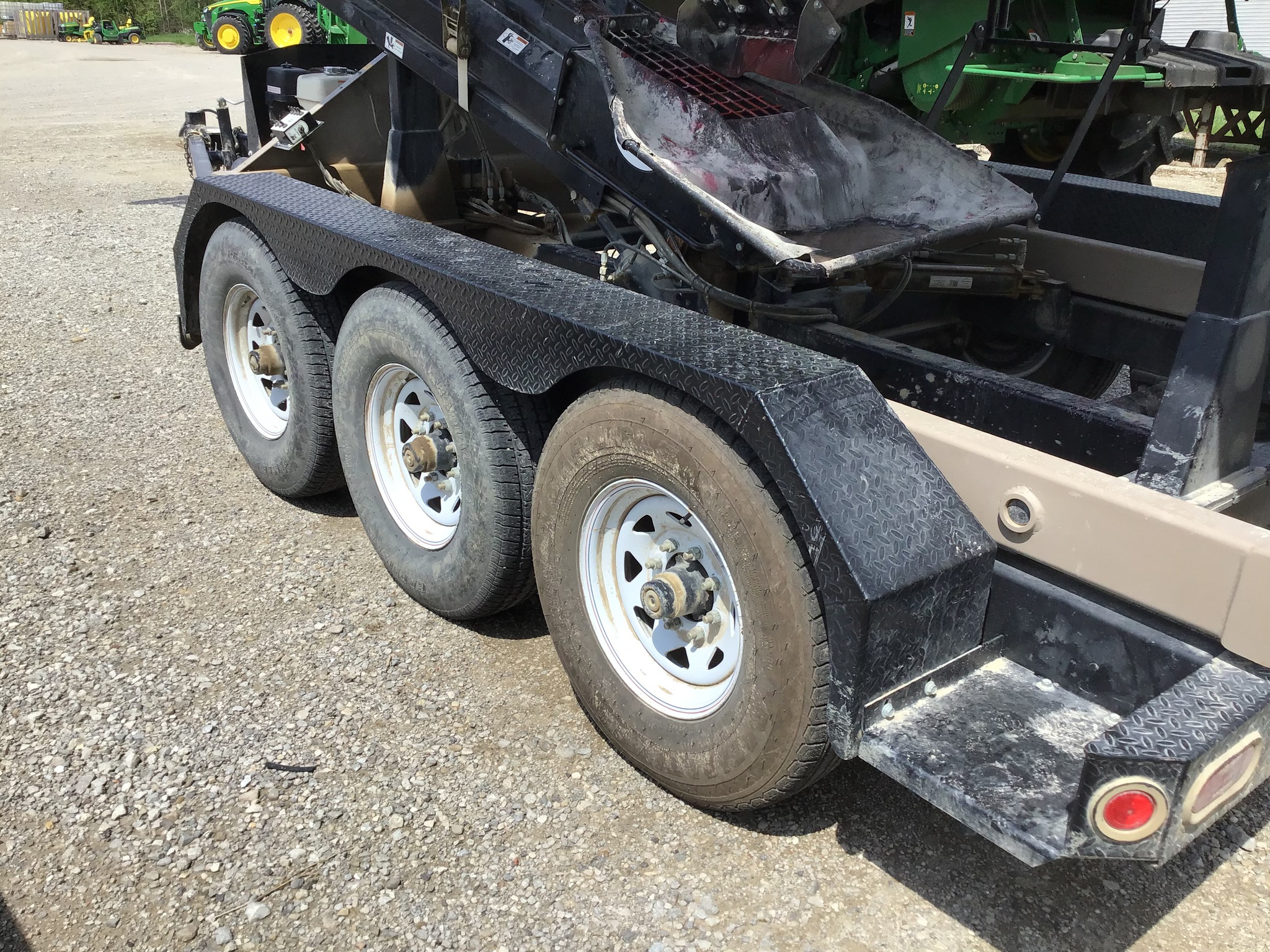 2015 J&M 375ST Image 16