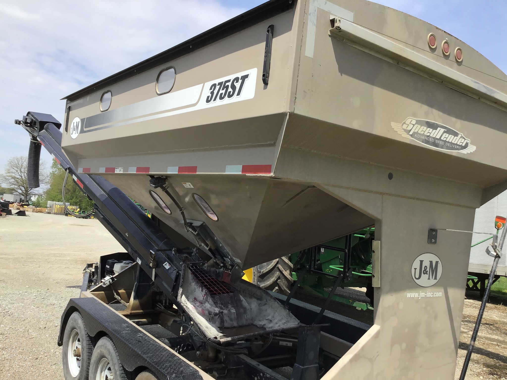 2015 J&M 375ST Image 3