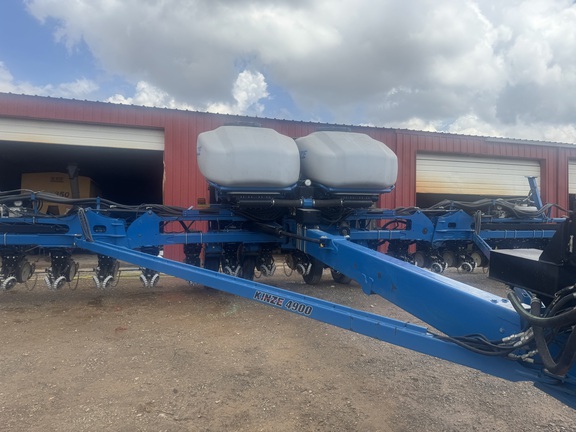 Photo of 2014 Kinze 4900