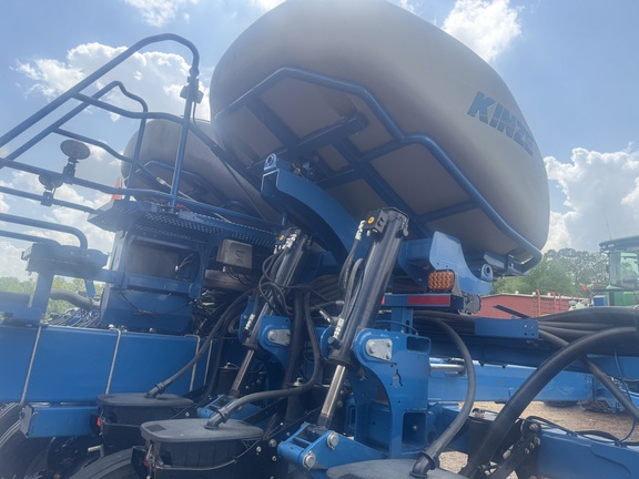Photo of 2014 Kinze 4900